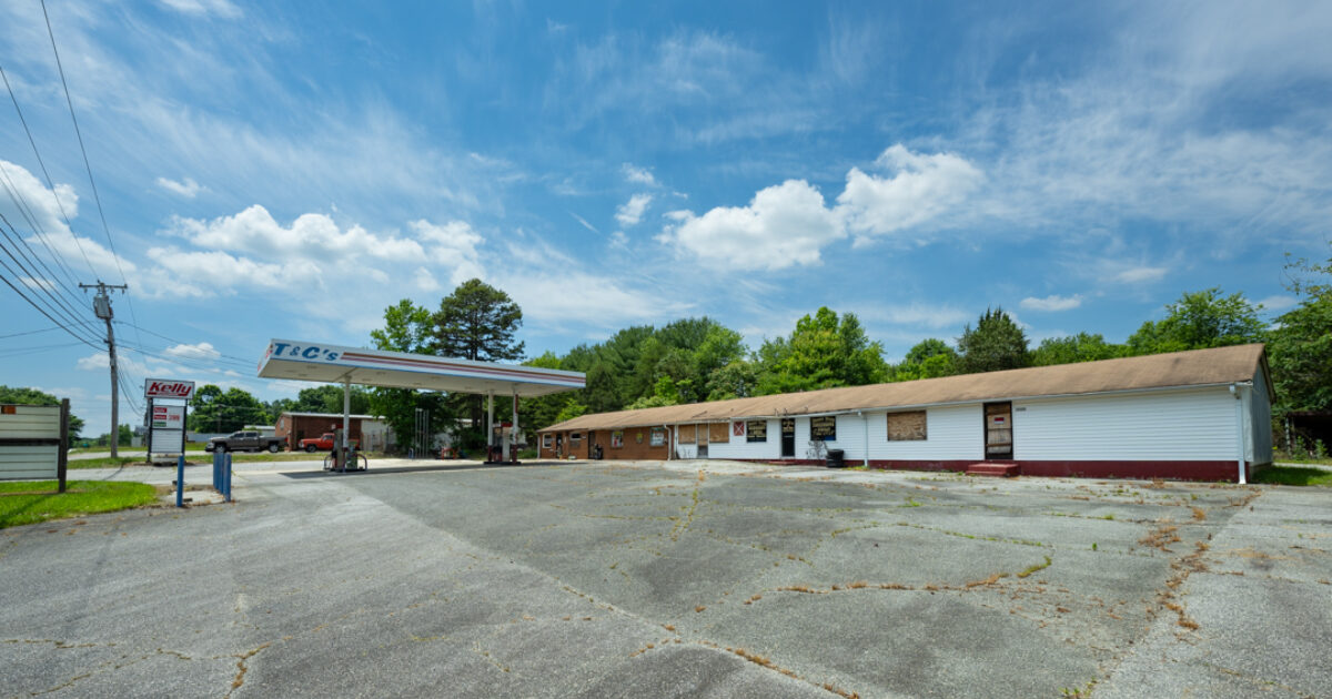 CStore For Sale 2441 Gumtree Rd, WinstonSalem, NC 27107, USA